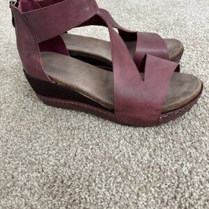 Antelope "Davi" size 38, brand new shoes $75